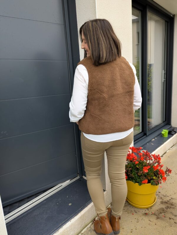 Veste sans manches chocolat Iris
